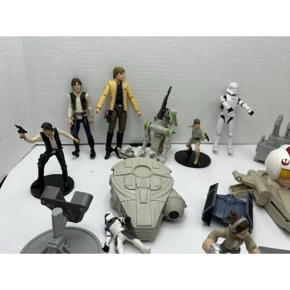 Star Wars Action Figure & Accessory Lot Han Solo Luke Skywalker Stormtrooper Mix